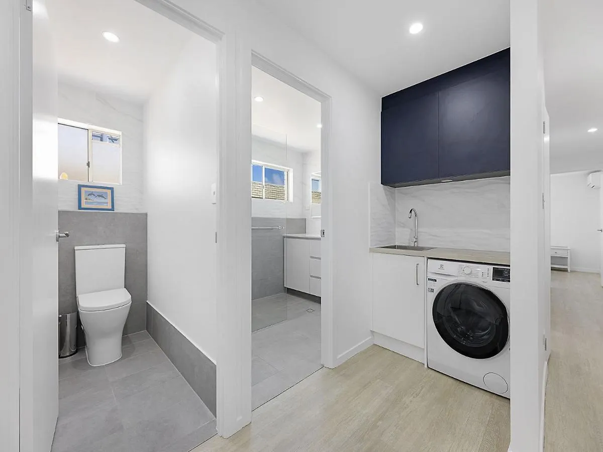 Clayton Garden Unit 5 Golden Beach